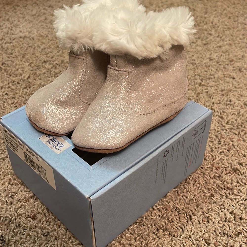 Robeez Thea twinkle grey leather fur lined boots 0-6 month